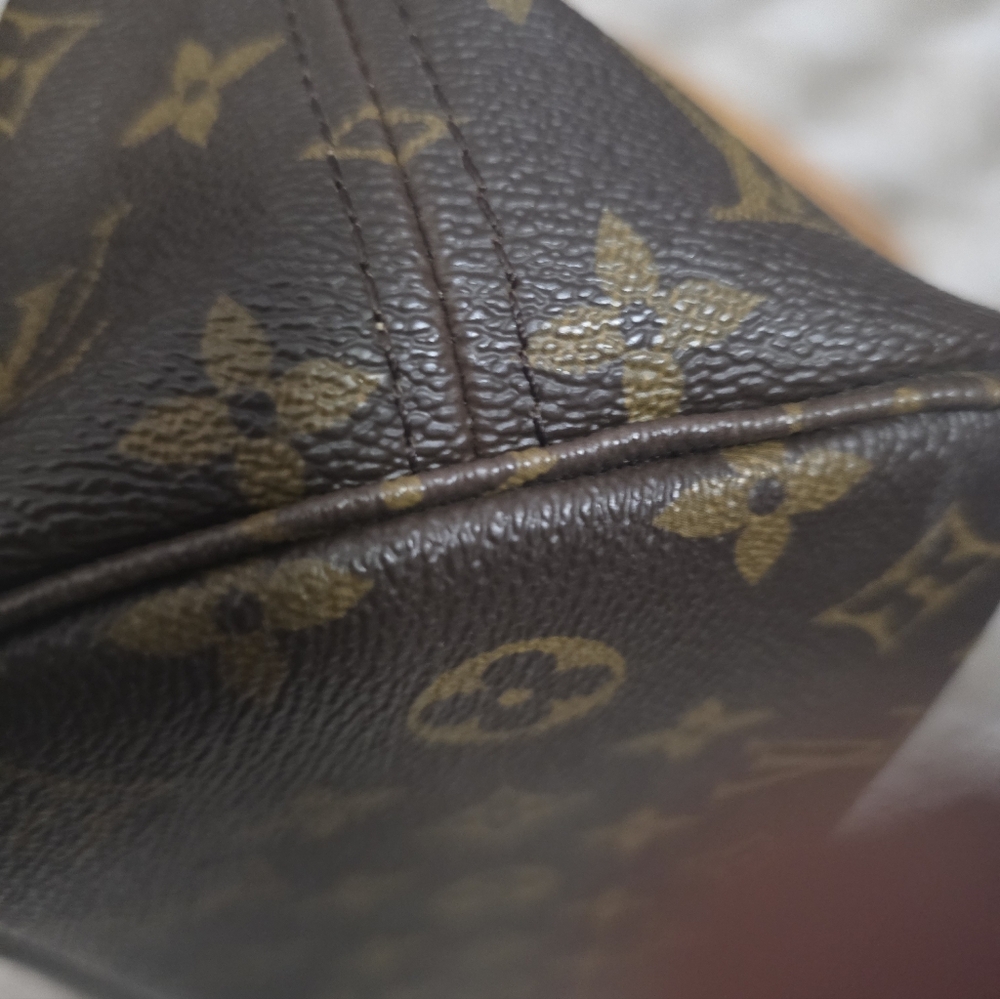 Louis Vuitton Monogram Neverfull PM Pre Owned. 100% Authentic Good Condition - Picture 15 of 16